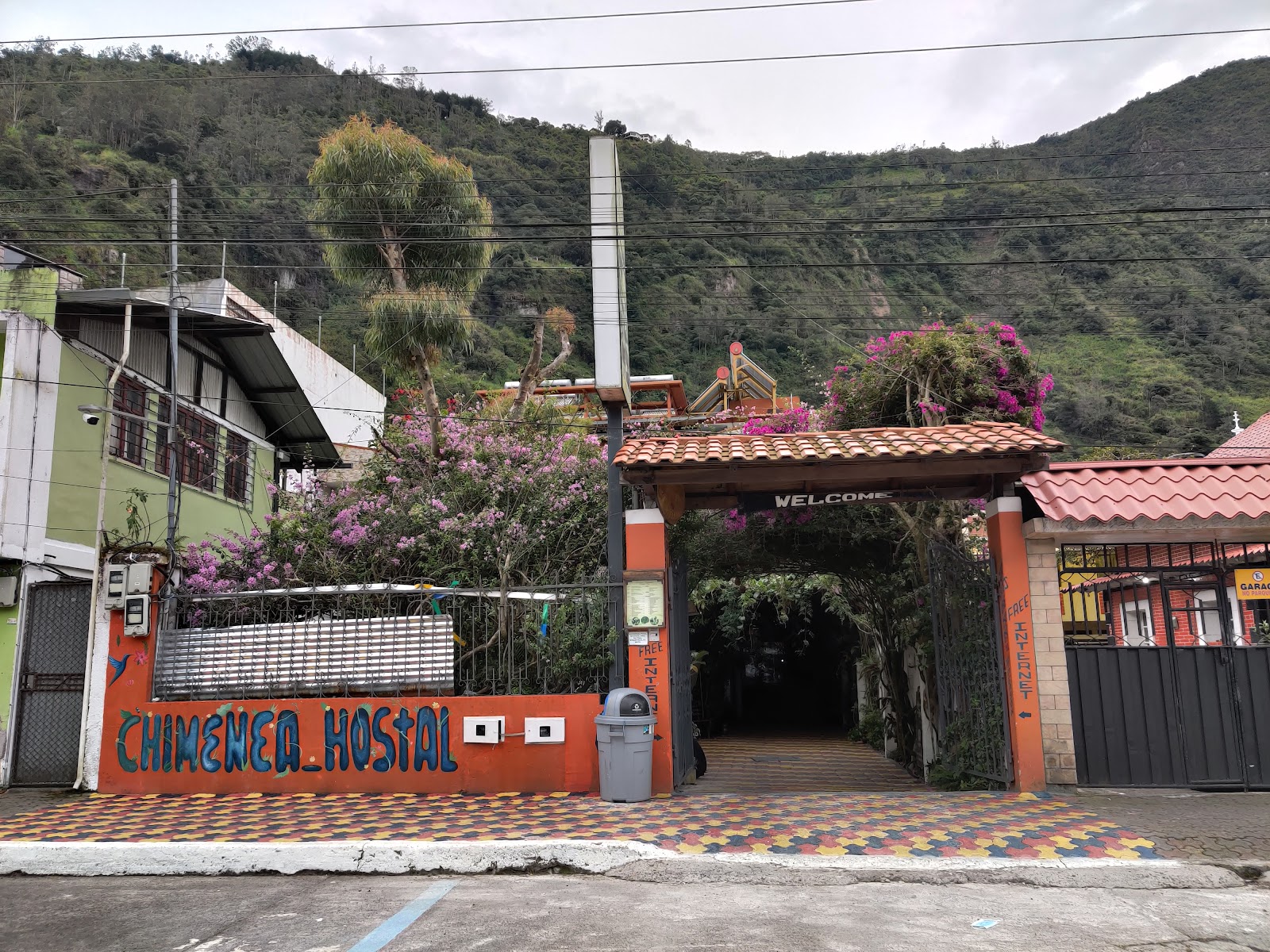 Hostal Chimenea SPA.